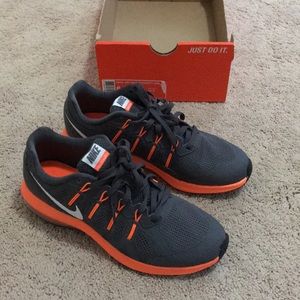 NWT Nike air max dynasty 6.5Y = 8W